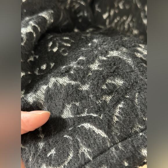 Free press textured blazer jacket. Size L - Picture 4 of 10